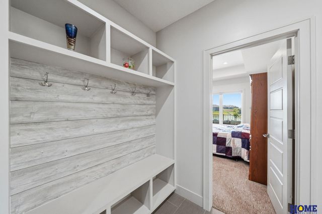 720 N 100th Street, Lincoln, NE 68527