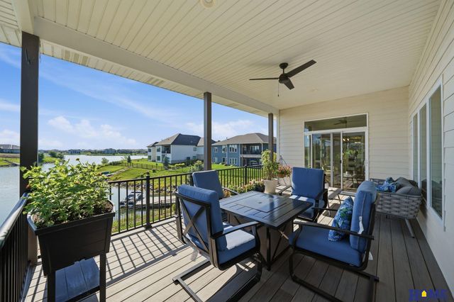 720 N 100th Street, Lincoln, NE 68527