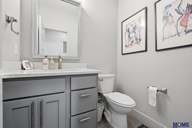 720 N 100th Street, Lincoln, NE 68527