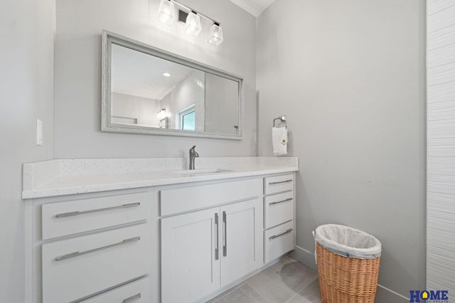 720 N 100th Street, Lincoln, NE 68527