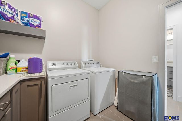 720 N 100th Street, Lincoln, NE 68527