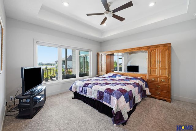 720 N 100th Street, Lincoln, NE 68527