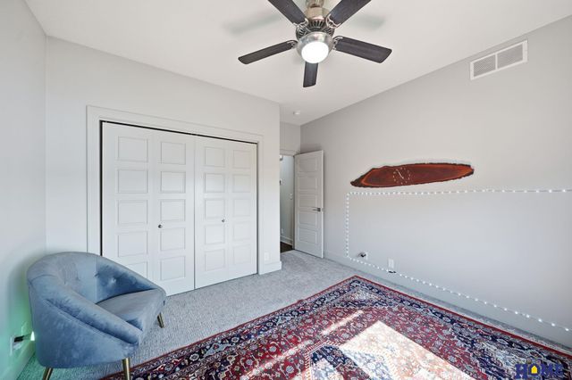 720 N 100th Street, Lincoln, NE 68527