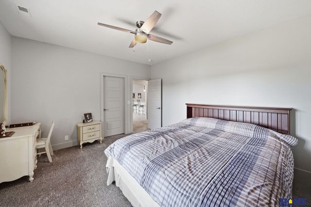 720 N 100th Street, Lincoln, NE 68527