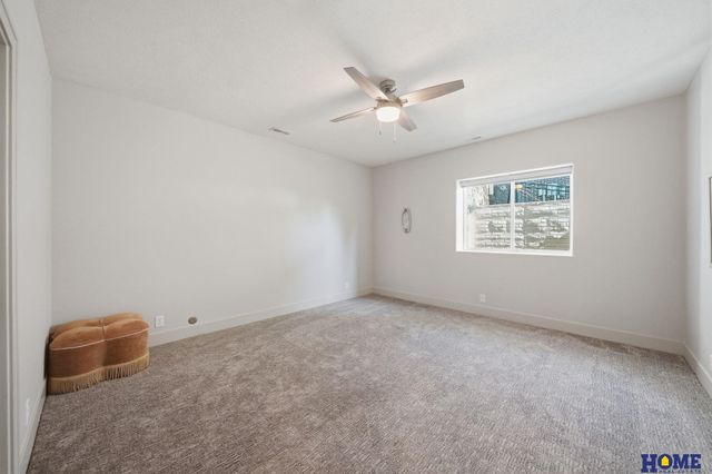 720 N 100th Street, Lincoln, NE 68527