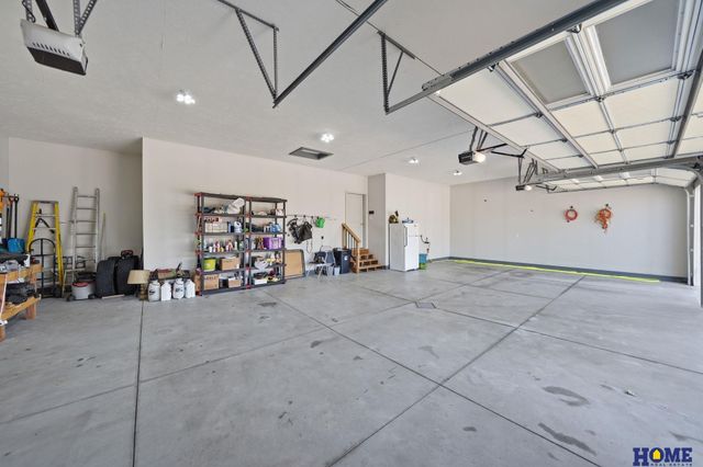 720 N 100th Street, Lincoln, NE 68527