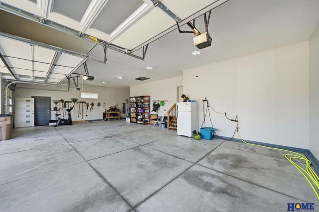 720 N 100th Street, Lincoln, NE 68527
