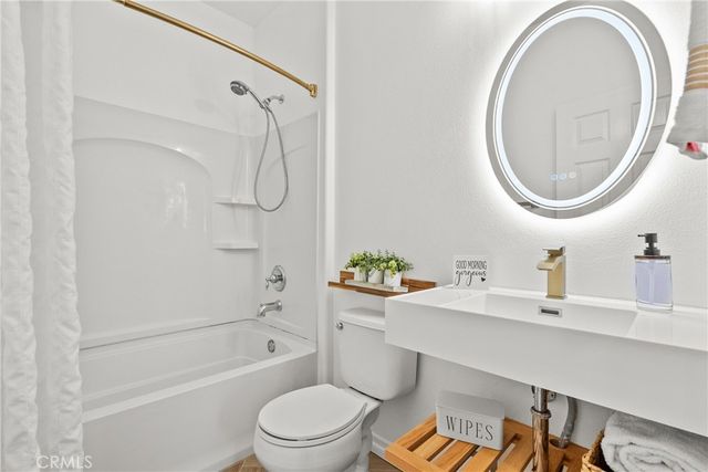 25222 Lurie Court, Stevenson Ranch, CA 91381