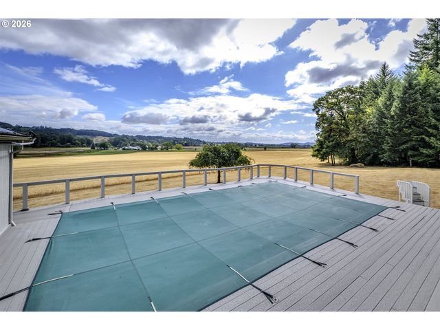 48500 Nw OPPENLANDER Ln, Forest Grove, OR 97116