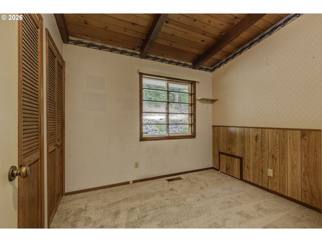 48500 Nw OPPENLANDER Ln, Forest Grove, OR 97116