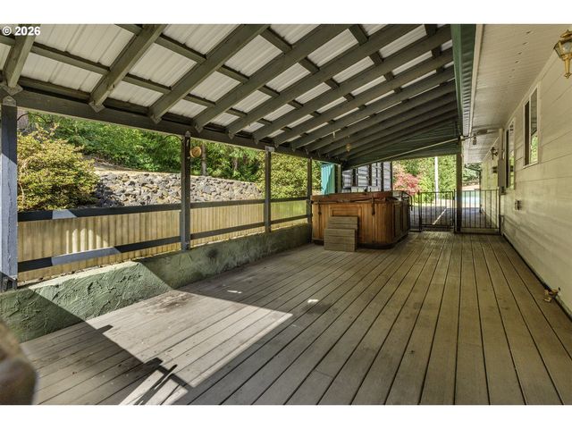 48500 Nw OPPENLANDER Ln, Forest Grove, OR 97116