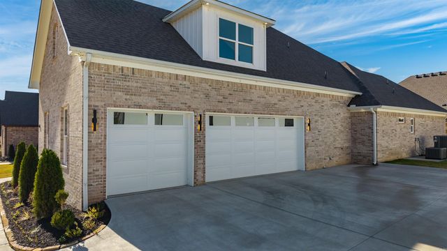 1645 Nantucket, Conway, AR 72034
