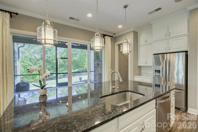 15512 Aviary Orchard Way, Charlotte, NC 28278