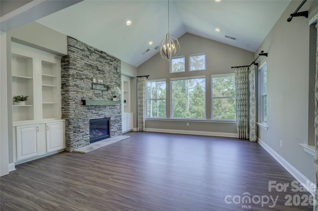 15512 Aviary Orchard Way, Charlotte, NC 28278