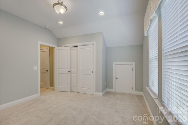 15512 Aviary Orchard Way, Charlotte, NC 28278