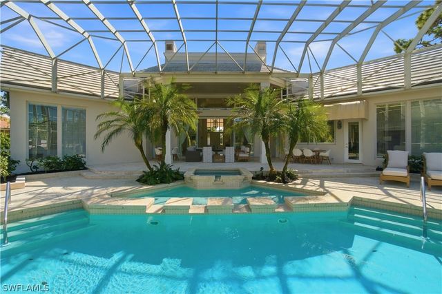 771 Brentwood PT, Naples, FL 34110