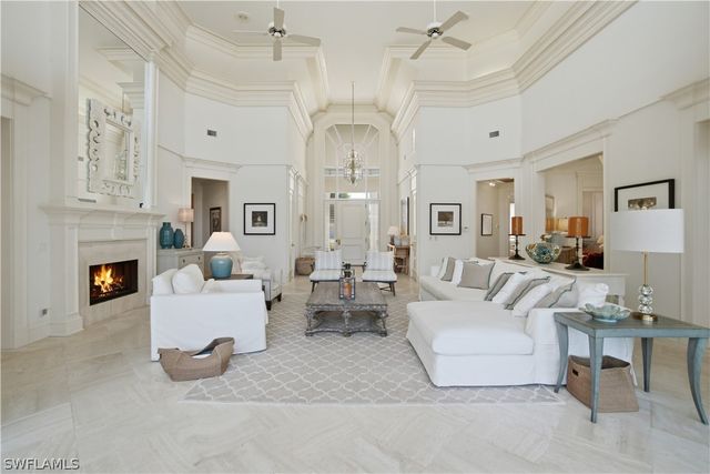 771 Brentwood PT, Naples, FL 34110