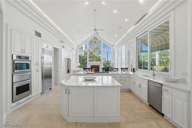 771 Brentwood PT, Naples, FL 34110