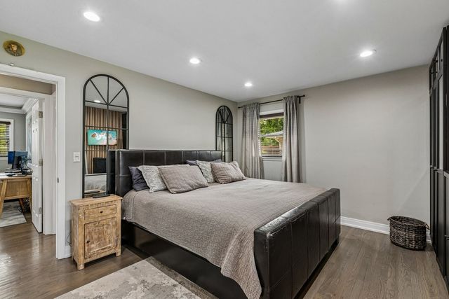 914 N Elmhurst Road, Prospect Heights, IL 60070