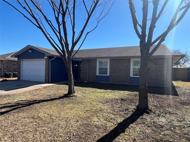 1310 Whiteoak Drive, Garland, TX 75040