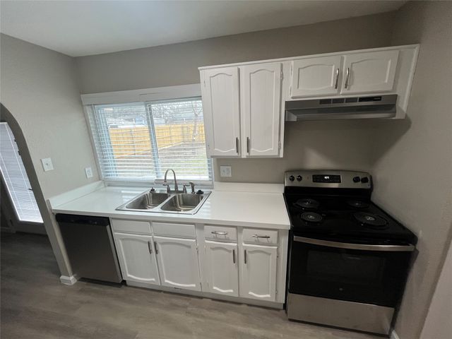 1310 Whiteoak Drive, Garland, TX 75040