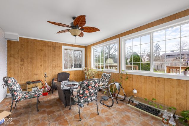 4206 Ridgeway Avenue, Columbus, IN 47203