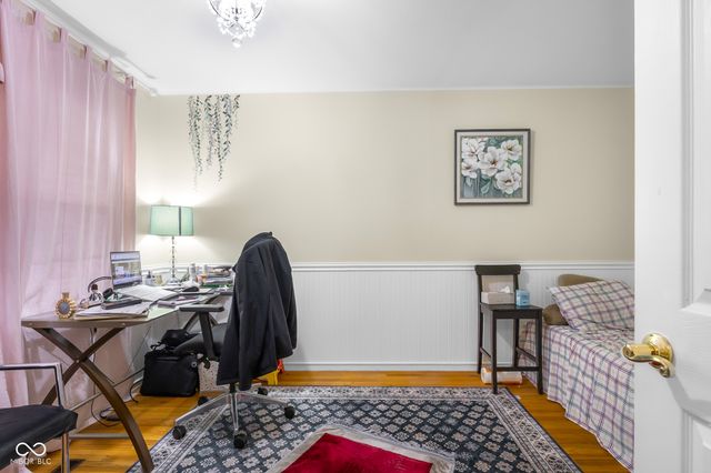 4206 Ridgeway Avenue, Columbus, IN 47203