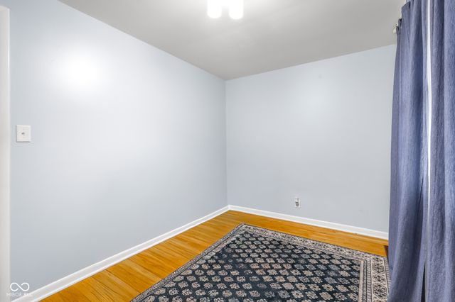 4206 Ridgeway Avenue, Columbus, IN 47203