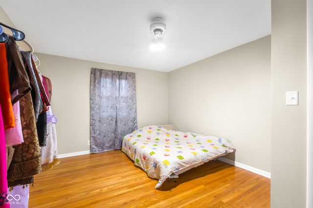 4206 Ridgeway Avenue, Columbus, IN 47203