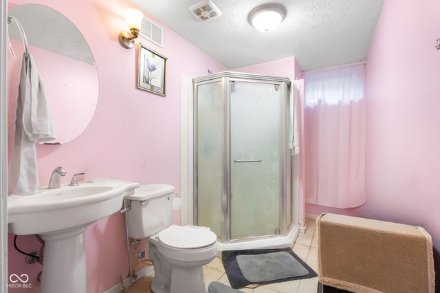 4206 Ridgeway Avenue, Columbus, IN 47203