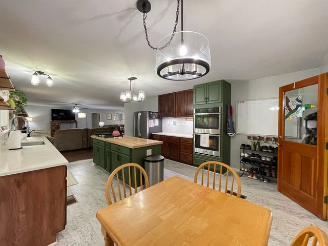 7754 DEER LAKE DR, Millington, TN 38053