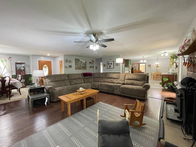 7754 DEER LAKE DR, Millington, TN 38053
