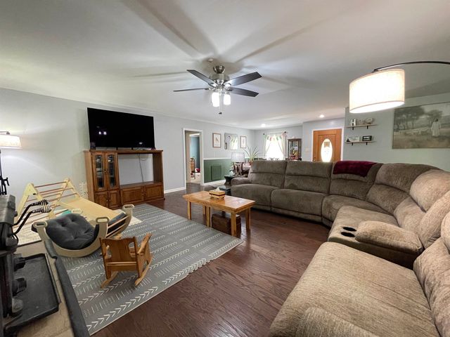 7754 DEER LAKE DR, Millington, TN 38053