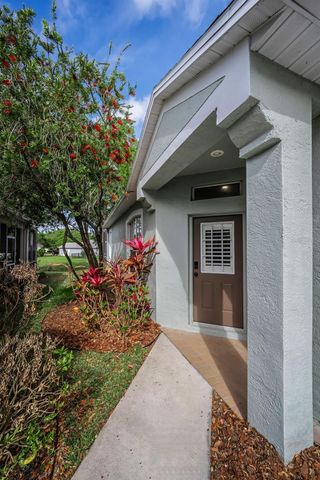 5721 HERONPARK PLACE, Lithia, FL 33547