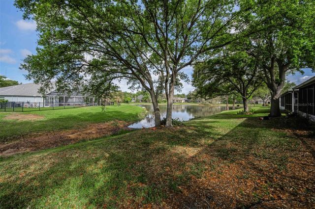 5721 HERONPARK PLACE, Lithia, FL 33547