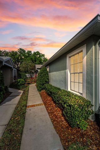 5721 HERONPARK PLACE, Lithia, FL 33547