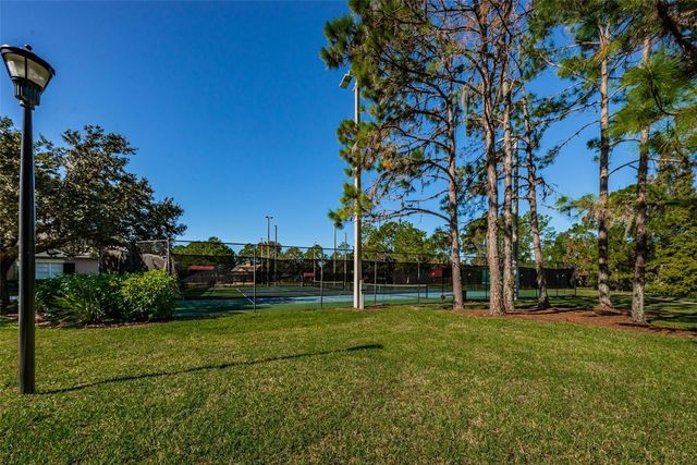 5721 HERONPARK PLACE, Lithia, FL 33547