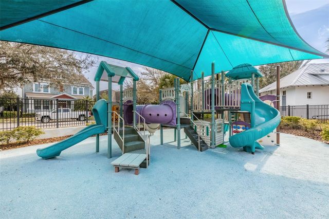 5721 HERONPARK PLACE, Lithia, FL 33547