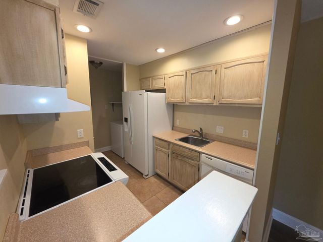 2201 Scenic Hwy H5, Pensacola, FL 32503