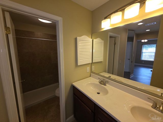 2201 Scenic Hwy H5, Pensacola, FL 32503