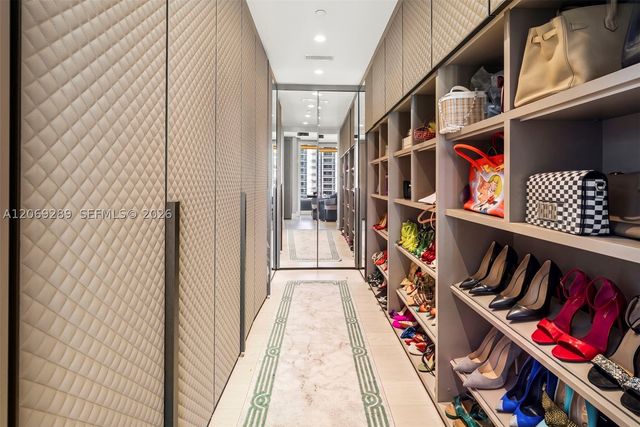17975 Collins Ave N-1102, Sunny Isles Beach, FL 33160