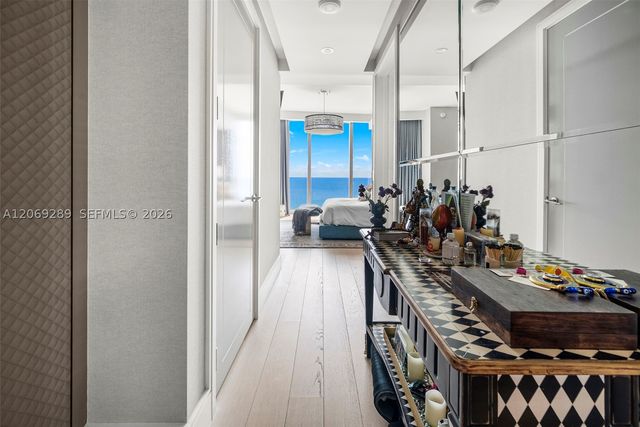 17975 Collins Ave N-1102, Sunny Isles Beach, FL 33160