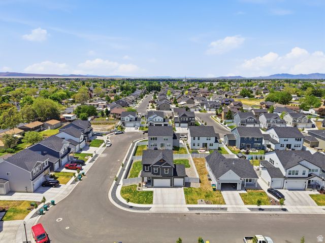 1161 S 1225 W, Clearfield, UT 84015