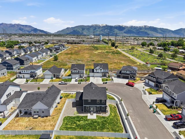 1161 S 1225 W, Clearfield, UT 84015