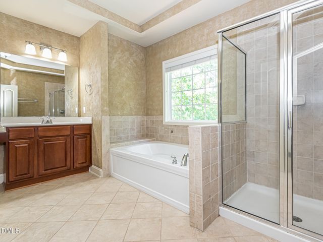 3063 Weston Green Loop, Cary, NC 27513