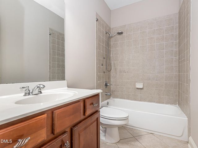 3063 Weston Green Loop, Cary, NC 27513