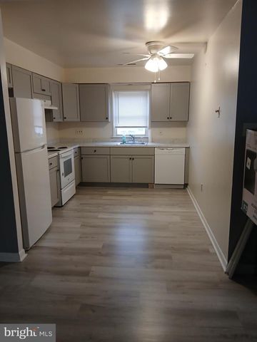 2041 GRANT AVE, Philadelphia, PA 19115