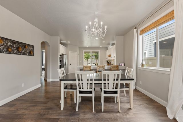 365 N Tullshire Ave., Eagle, ID 83616