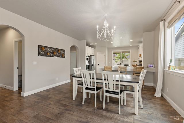 365 N Tullshire Ave., Eagle, ID 83616