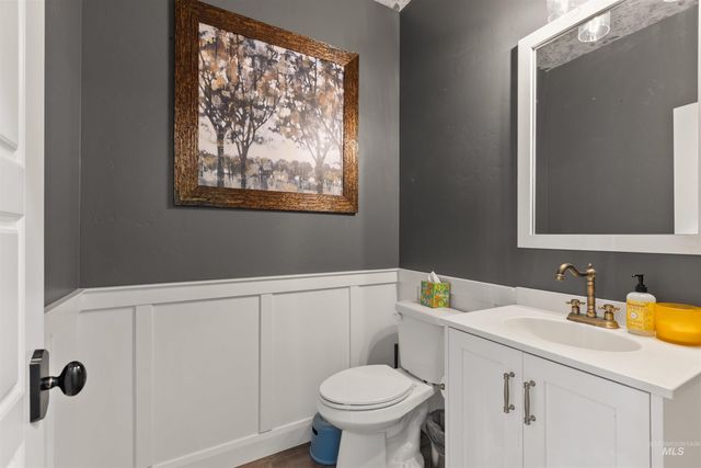 365 N Tullshire Ave., Eagle, ID 83616